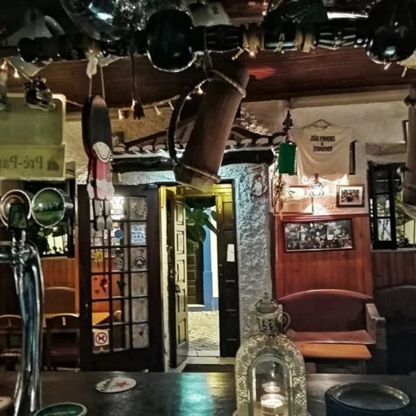 Neptuno Pub – Bar da Cher na Ericeira