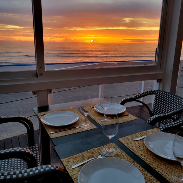 Tábuas Algodio Beach Bar