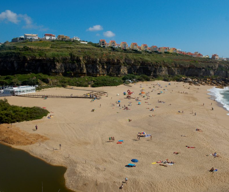 CONCELHO DE MAFRA MANTÉM PRAIAS COM BANDEIRA AZUL🏖